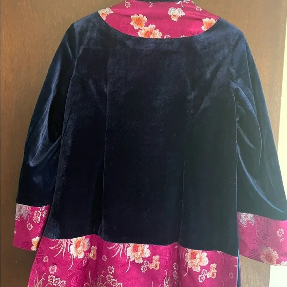 Hong Kong jacket - Picture 2 of 2